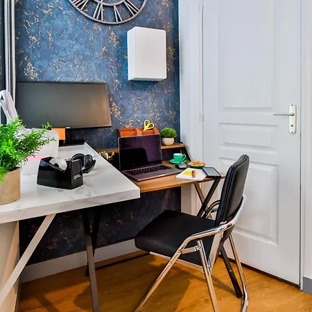 Apartment Ws Opera - Rossini *